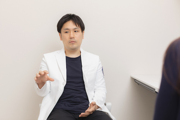 背中の痛みでお悩みの方へ